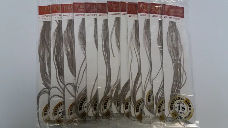 Whiting 100 Saddle Hackle Pack in Medium Dun